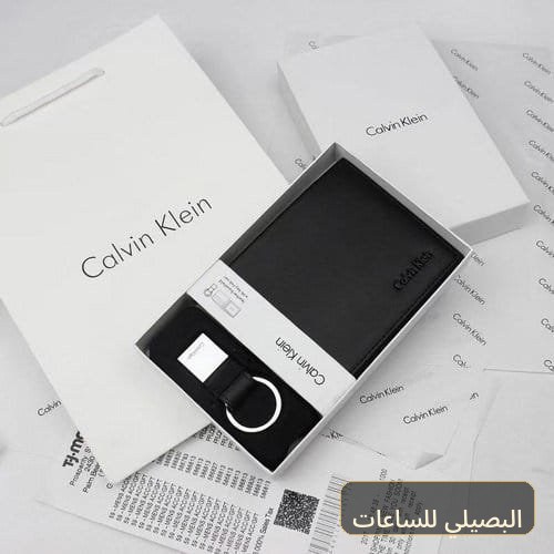 طقم محفظة وميدالية كالفن كلاين رجالي جلد طبيعي أسود