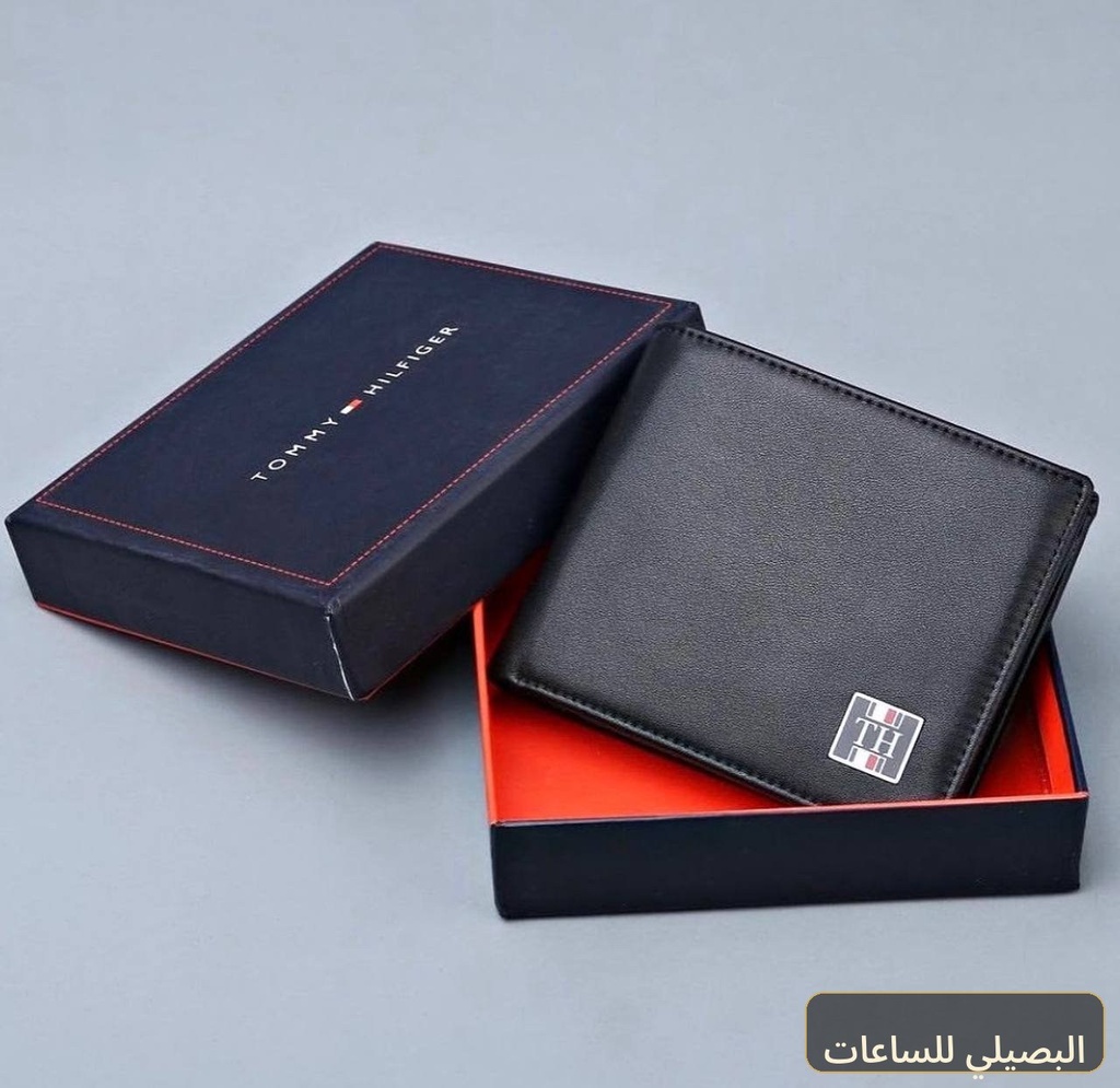 محفظة رجالي تومي هيلفيغر جلد طبيعي أسود