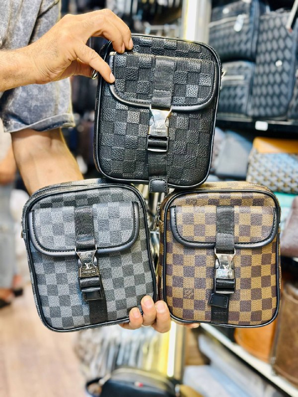 شنطة كروس رجالي لوي فيتون