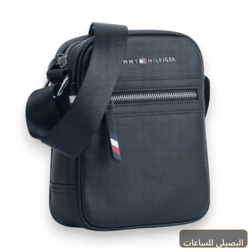 شنطة كروس صغيرة تومي هيلفيغر رجالي جلد أسود